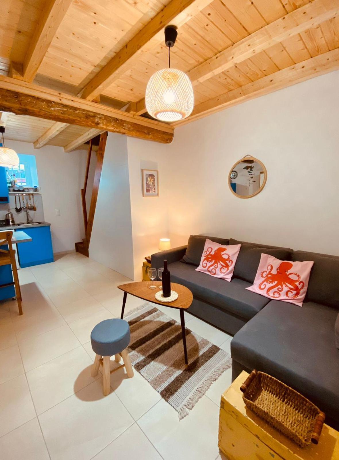 Malta House In Galaxidi Villa Luaran gambar